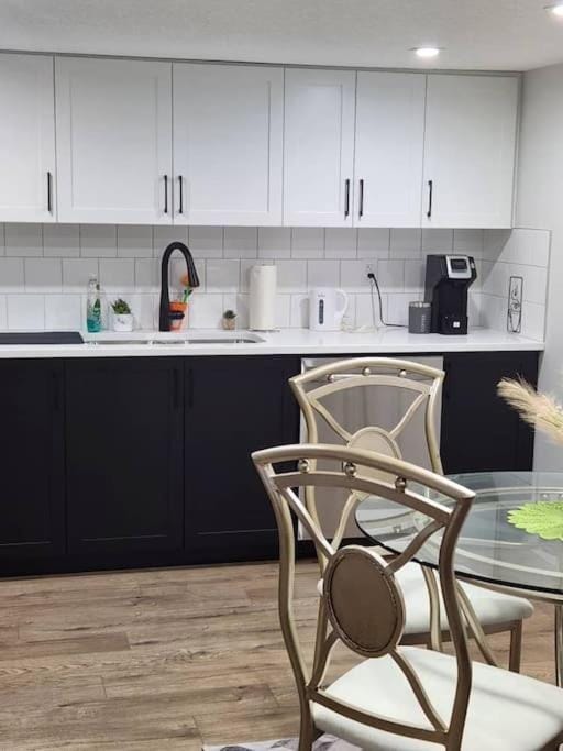2-bedroom basement apartment Apartment in Calgary