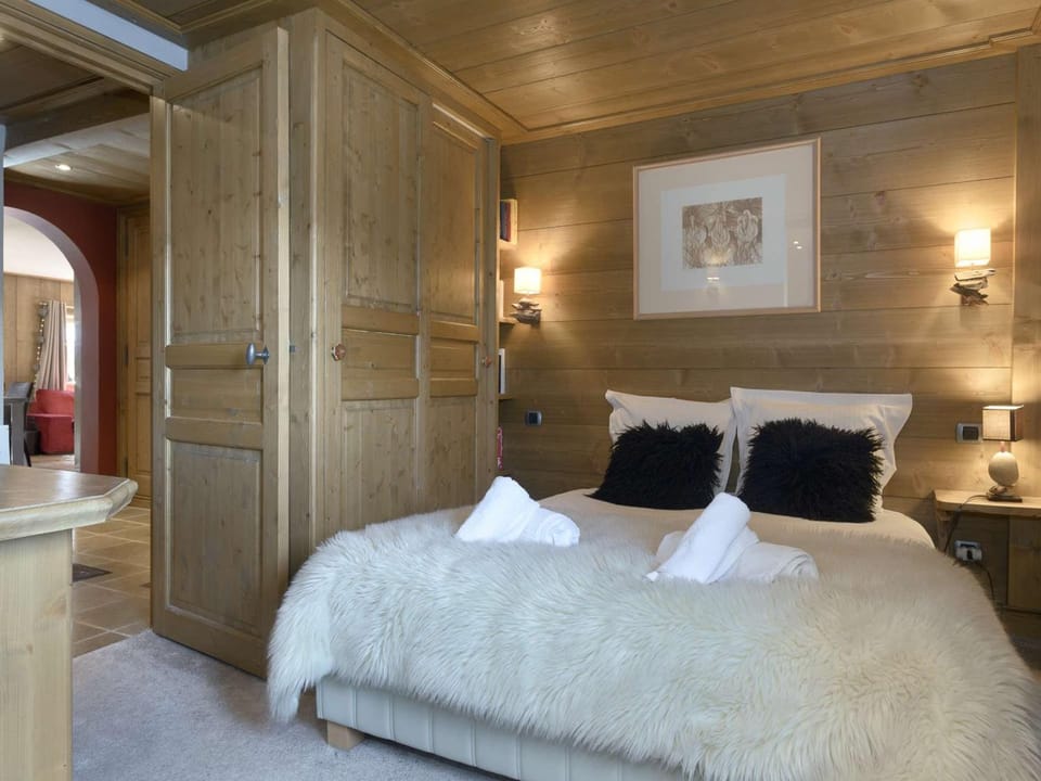 Appartement cosy - 6 pers, 83m² - Courchevel 1650 - Centre station, Terrasse, Proche pistes, WiFi - FR-1-631-160 Apartment in Saint-Bon-Tarentaise
