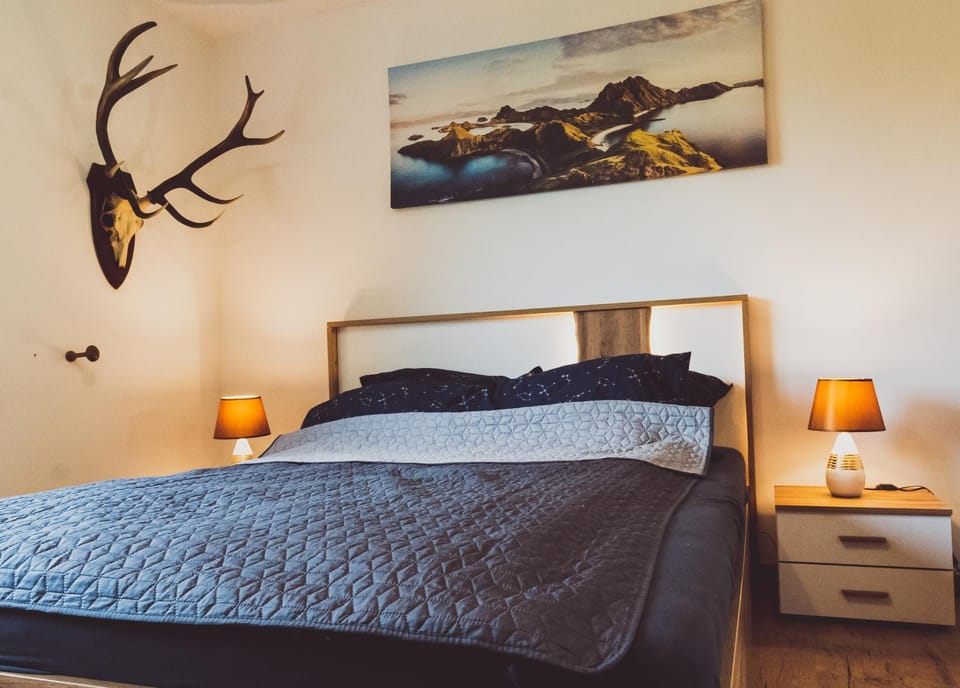 Bed, Bedroom