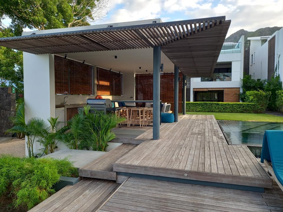 Studio The Waterclub Apartment in Rivière Noire District, Mauritius
