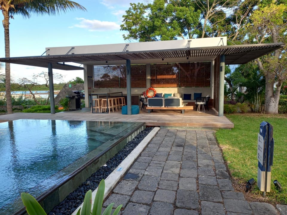 Studio The Waterclub Apartment in Rivière Noire District, Mauritius