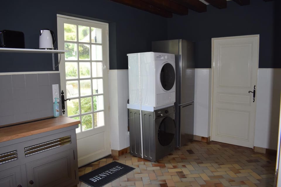 Kitchen or kitchenette, minibar, pet friendly