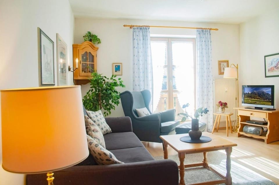 Almröserl -225- Apartment in Mittenwald