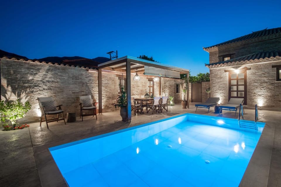 Property building, Night, Swimming pool, sunbed