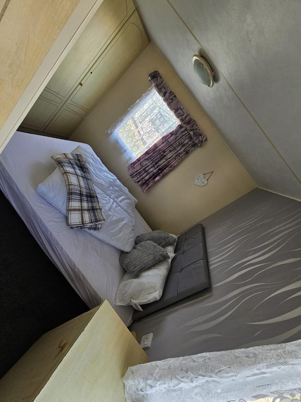 Ingoldmells - Caravan- Sleeps 8 - Seaside - Wi-Fi Chalet in Ingoldmells