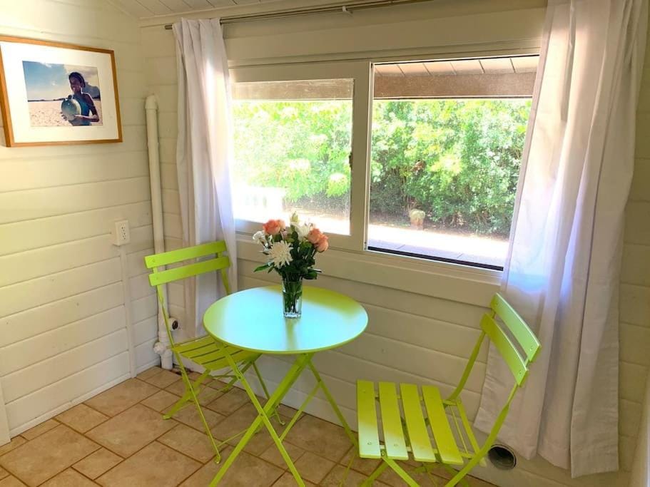 North Shore Garden Studio Apartment in Pupukea