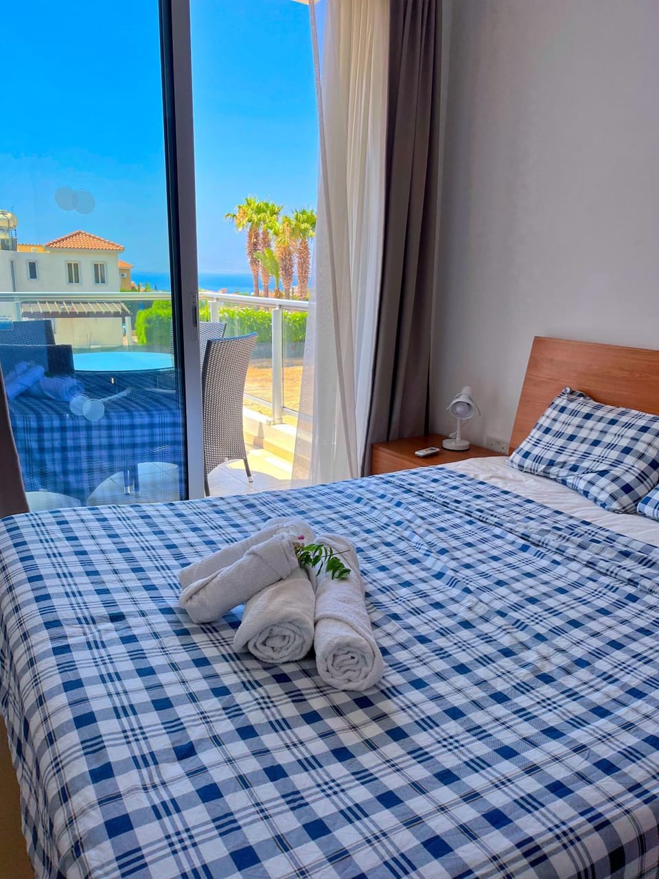 Bed, View (from property/room), Balcony/Terrace, Bedroom