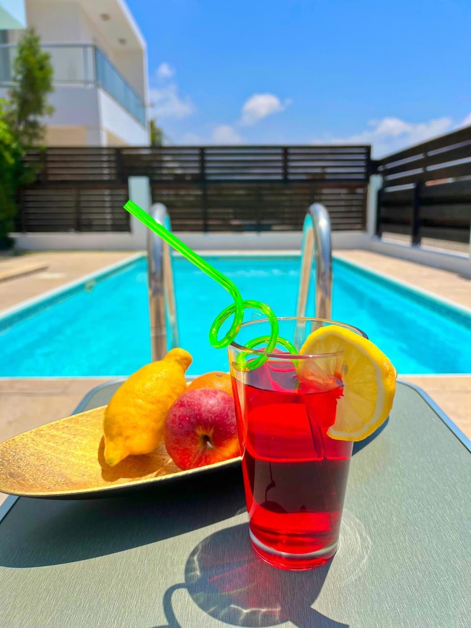 Balcony/Terrace, Pool view, Swimming pool