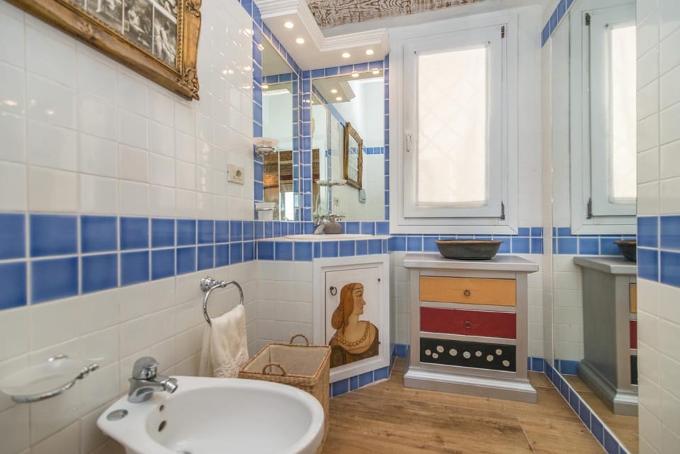 Toilet, Bathroom, Kitchen or kitchenette