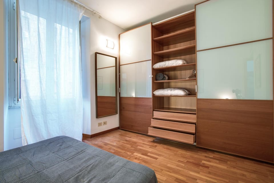 Bedroom, wardrobe