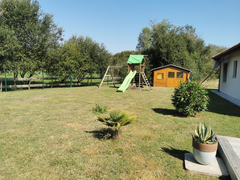 Villa en lisière de forêt Villa in Seignosse