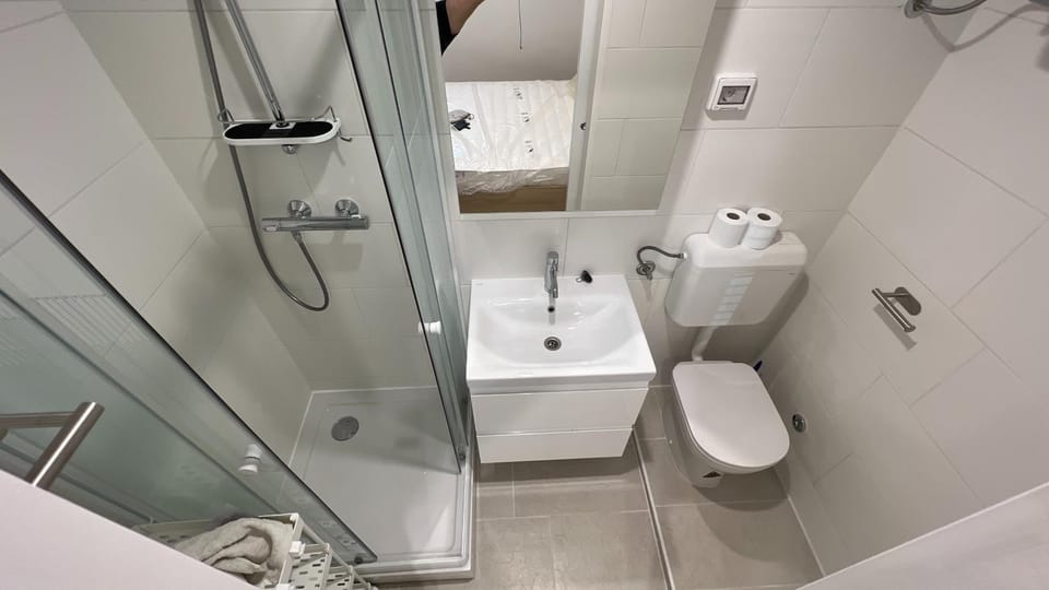 Shower, Toilet, Bathroom
