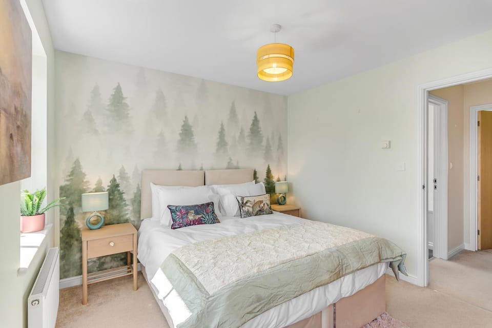 Bed, Bedroom