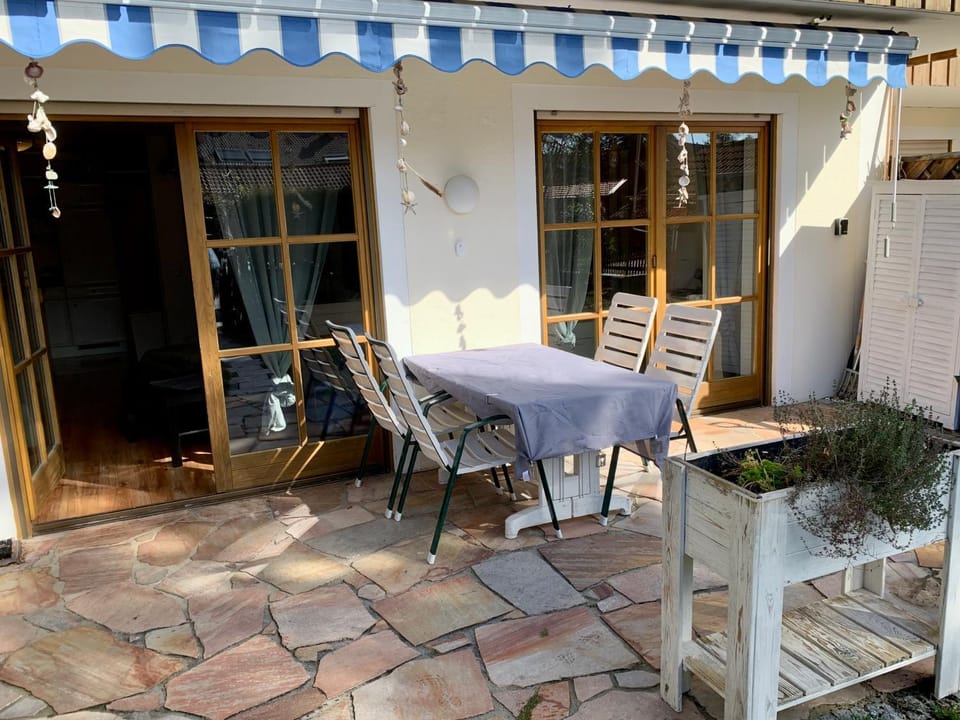 Balcony/Terrace, Dining area