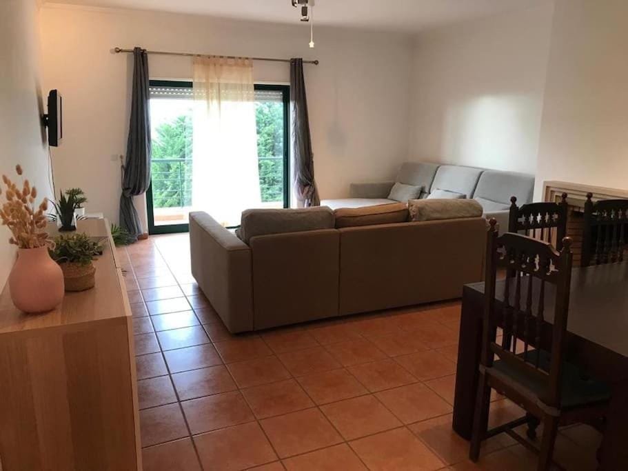 T2 Ocean View House Apartment in Ericeira