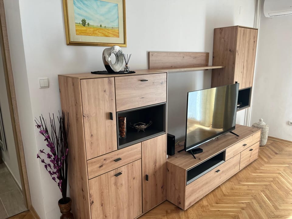 TV and multimedia, Living room
