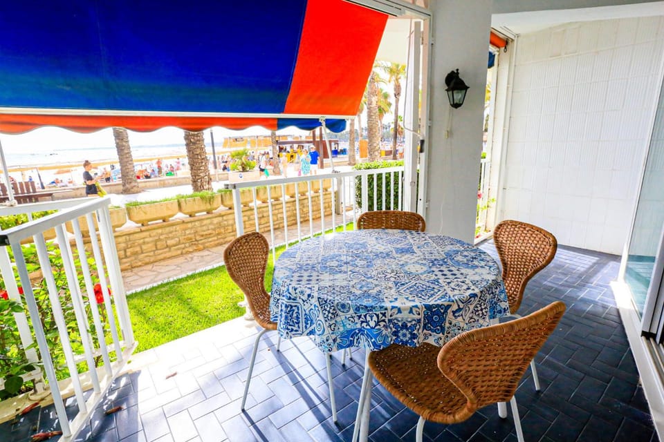 LITORAL COSTA DORADA - BELLO HORIZONTE Only families Apartment in Salou