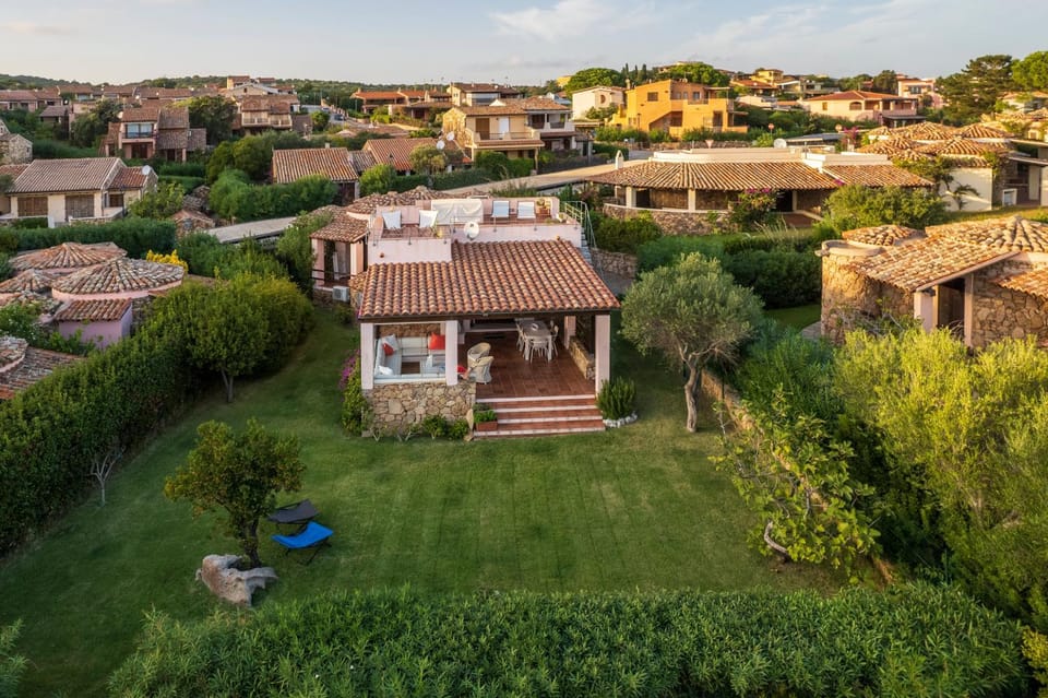 Property building, Garden, Garden