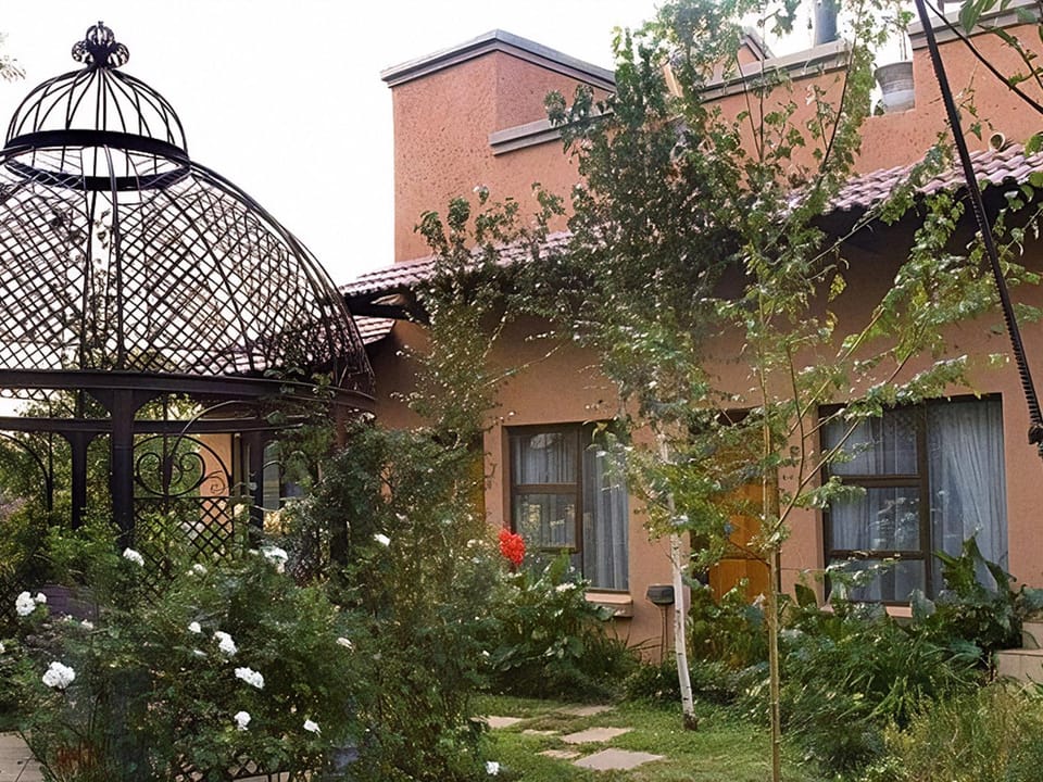 Property building, Garden, Garden view