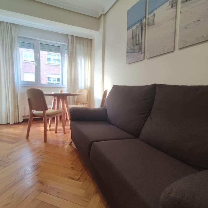 Apartamento centro con ascensor Apartment in Santander