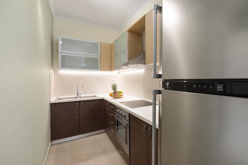 Kitchen or kitchenette, oven