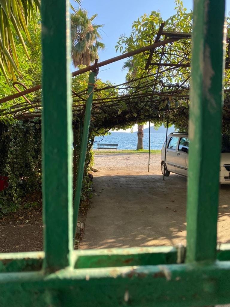 Herceg Novi Seaside Retreat with Serene Garden Apartment in Kotor Municipality