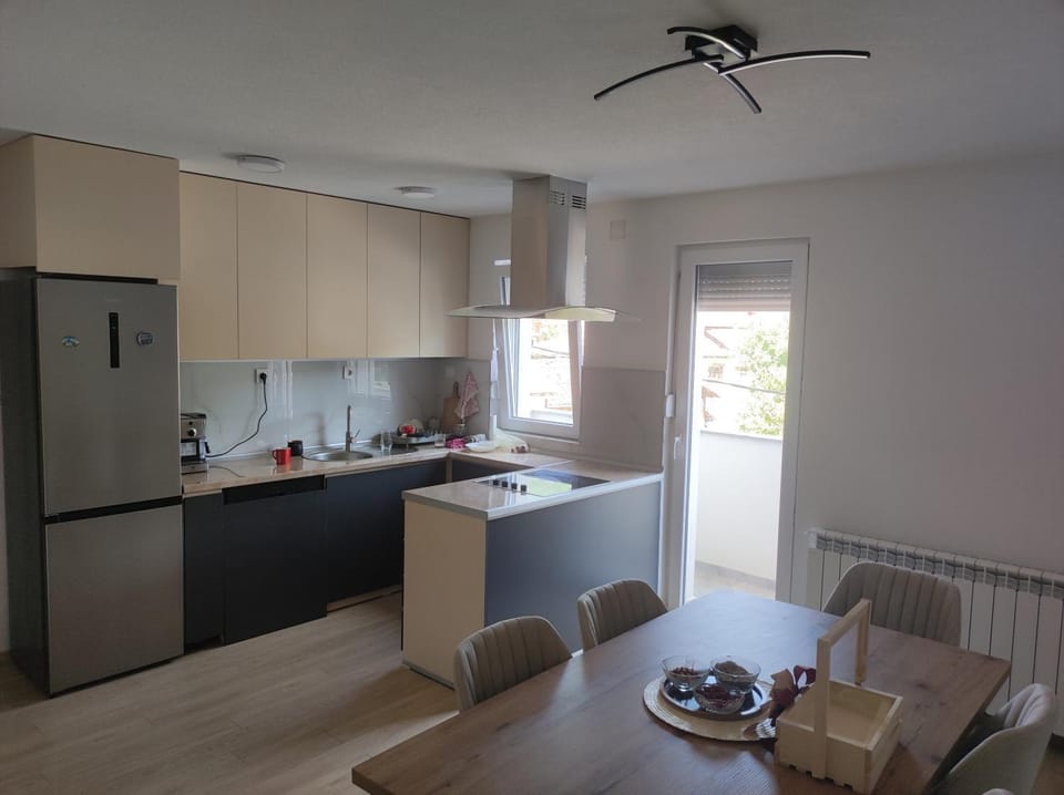 Coffee/tea facilities, Kitchen or kitchenette, Dining area, pet friendly