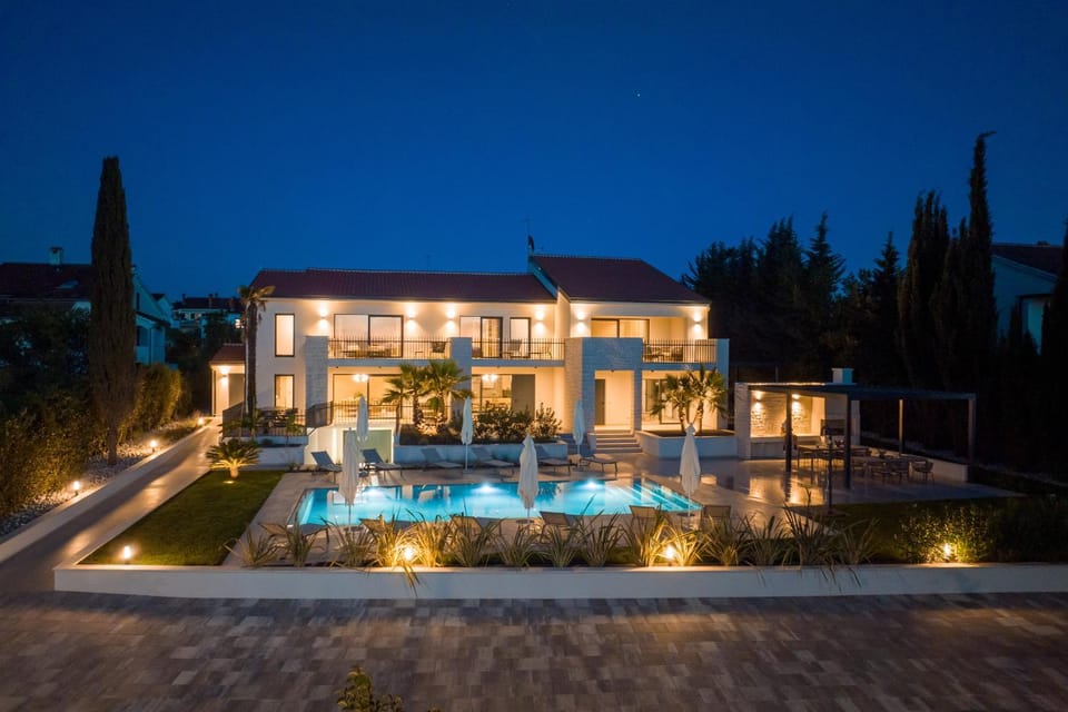 Pool view