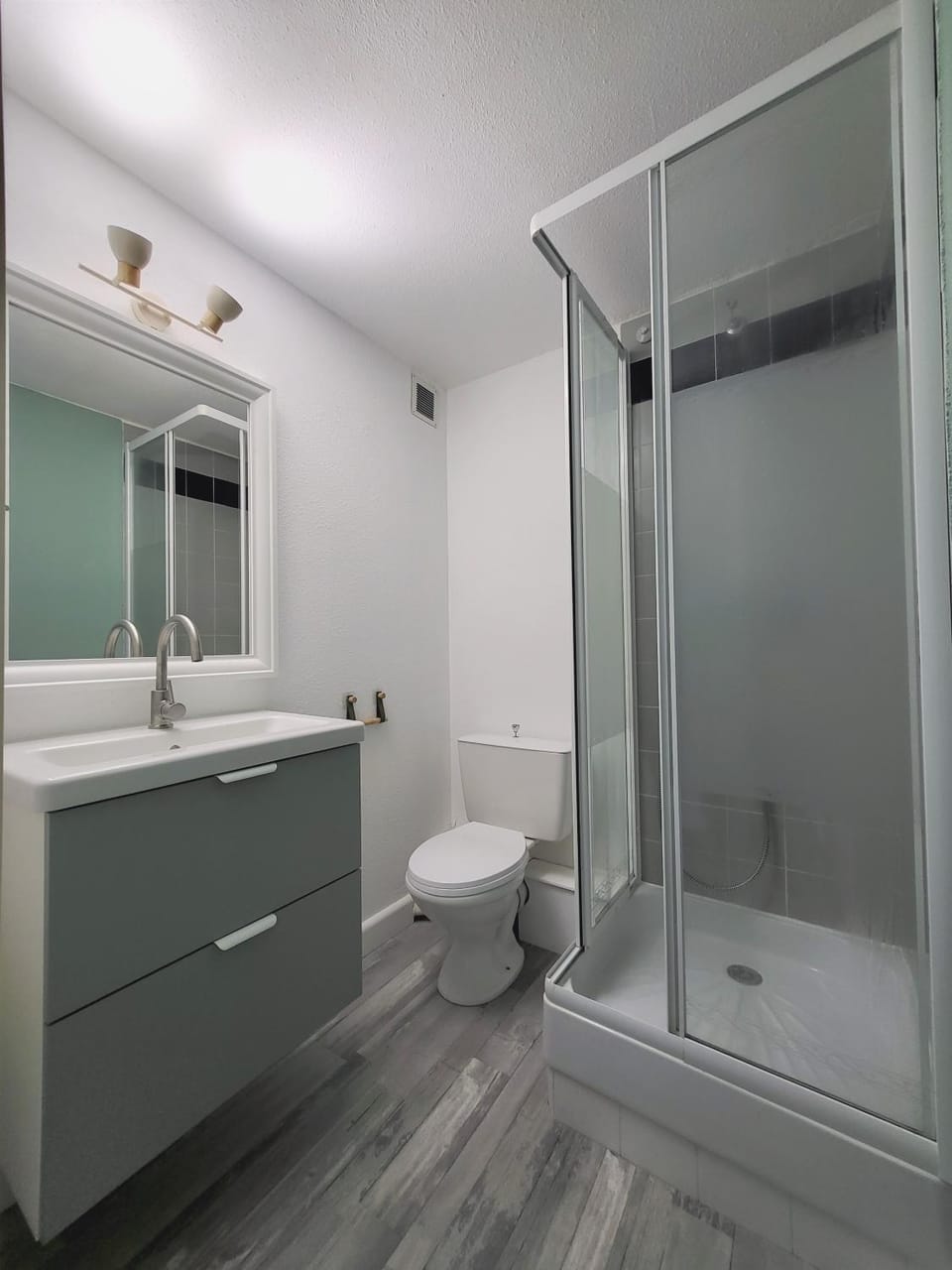 Appart Bréti Plage 3 - duplex avec parking a 50m de la plage Apartment in Pays de la Loire
