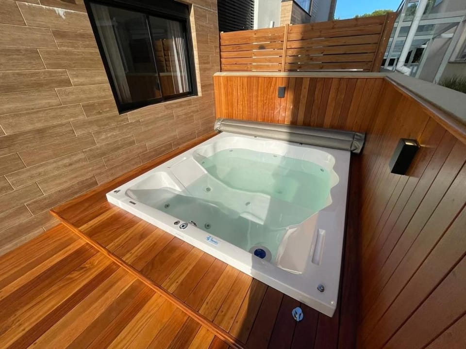 Cód 27 - Apartamento térreo com jacuzzi e área gourmet na Praia de Palmas Apartment in Florianopolis
