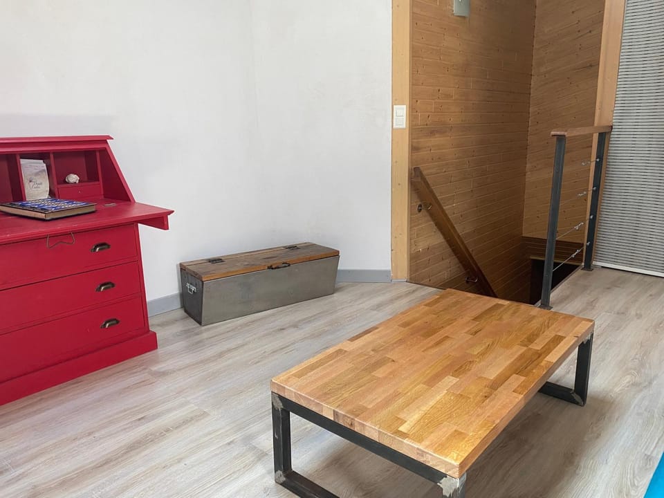 Facade/entrance, Living room