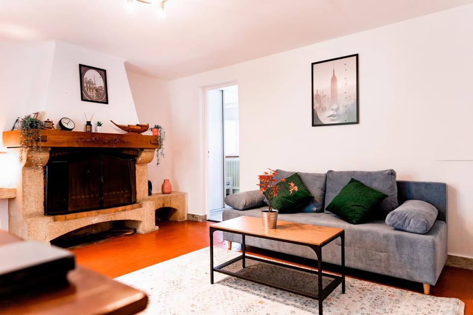 EVA Apartment in Île-de-France