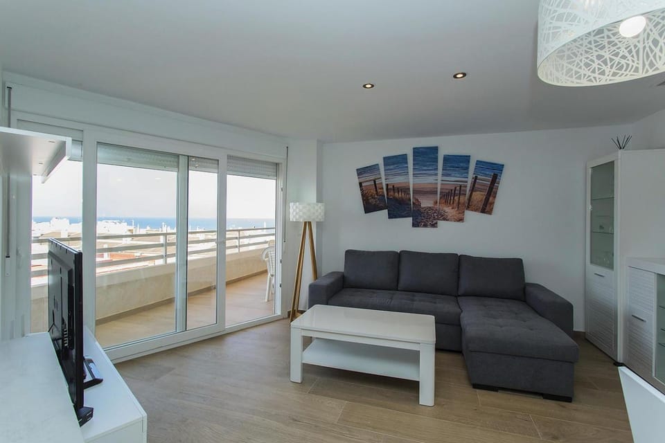 TV and multimedia, Living room, Seating area, Sea view