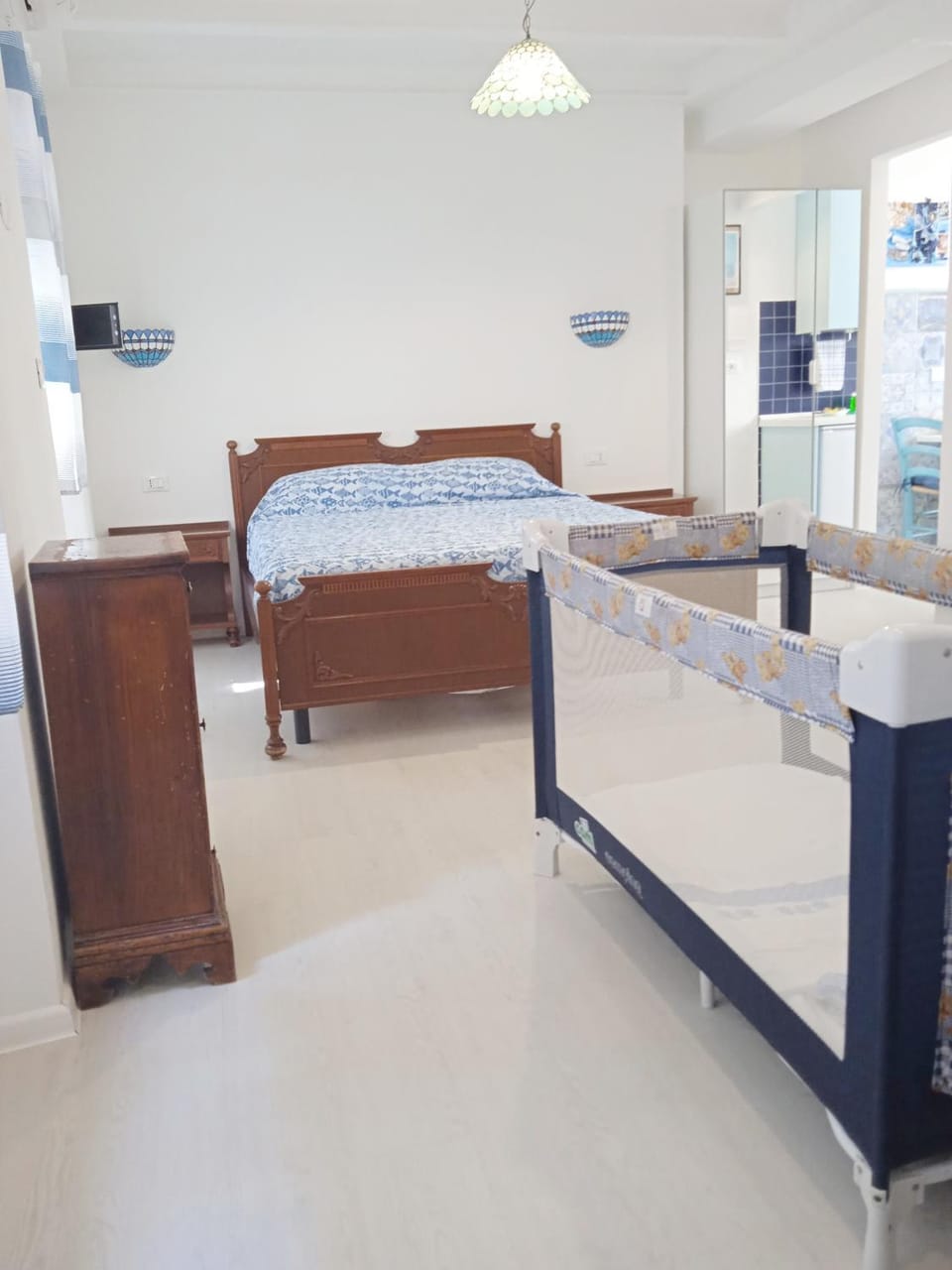 cot