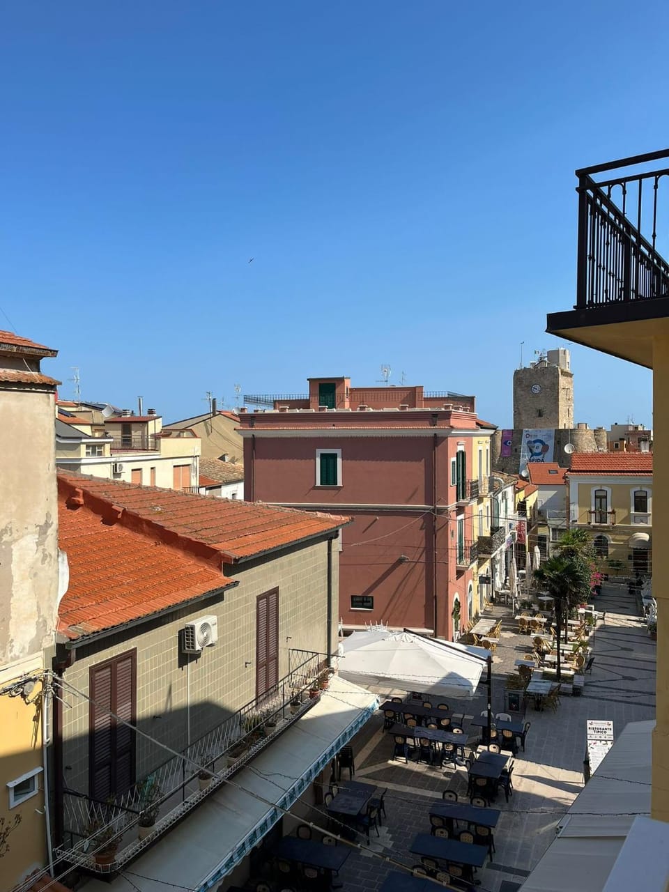 Balcony/Terrace, City view