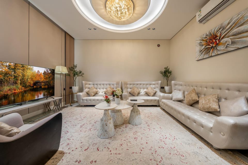 شقة غرفة وصالة وجلسة خارجية بالعارض ٨ Apartment in Riyadh