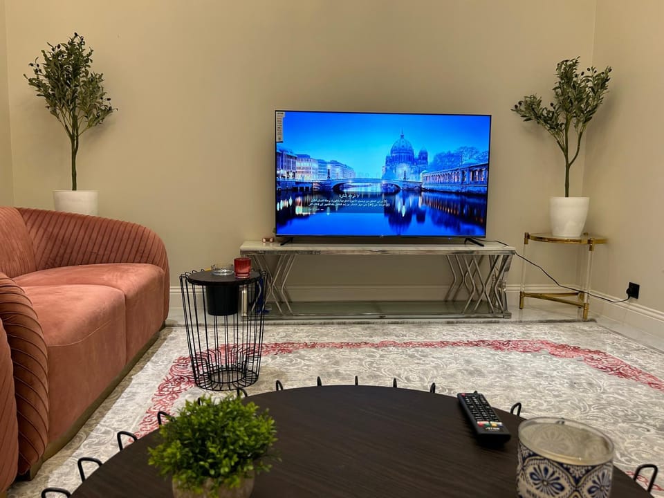 شقة غرفة وصالة وجلسة خارجية بالعارض ٨ Apartment in Riyadh