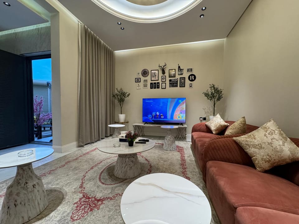 شقة غرفة وصالة وجلسة خارجية بالعارض ٨ Apartment in Riyadh