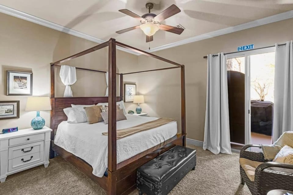 The Turtle Wall Suite-D6 Lovely Ground Floor Suite Near Indoor Pool and Tennis Courts w BBQ House in Washington
