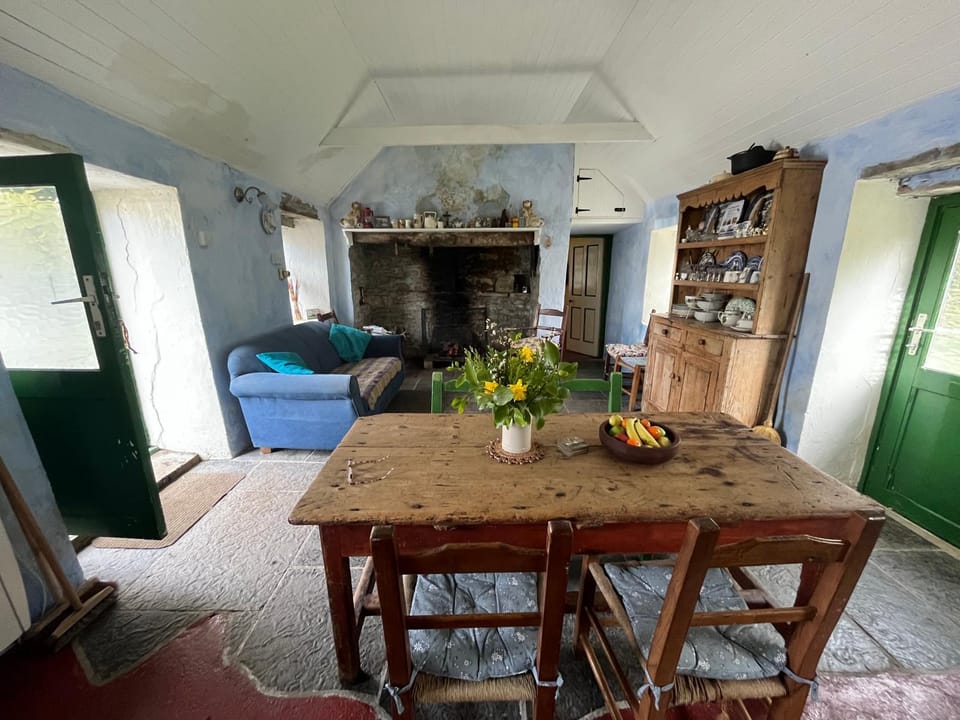 -Going back in time- 200 year old farmhouse House in County Clare