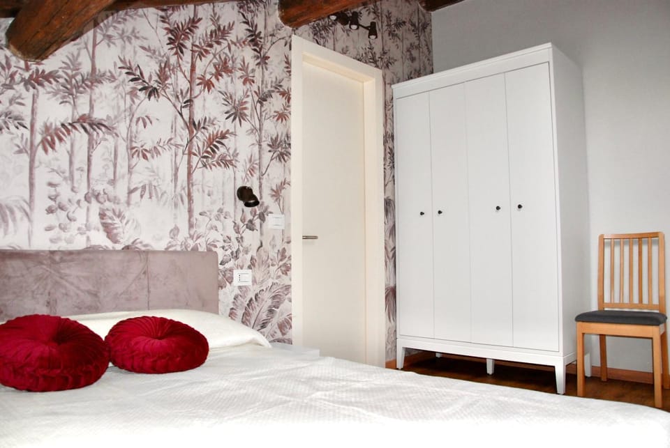 Bed, Bedroom, wardrobe