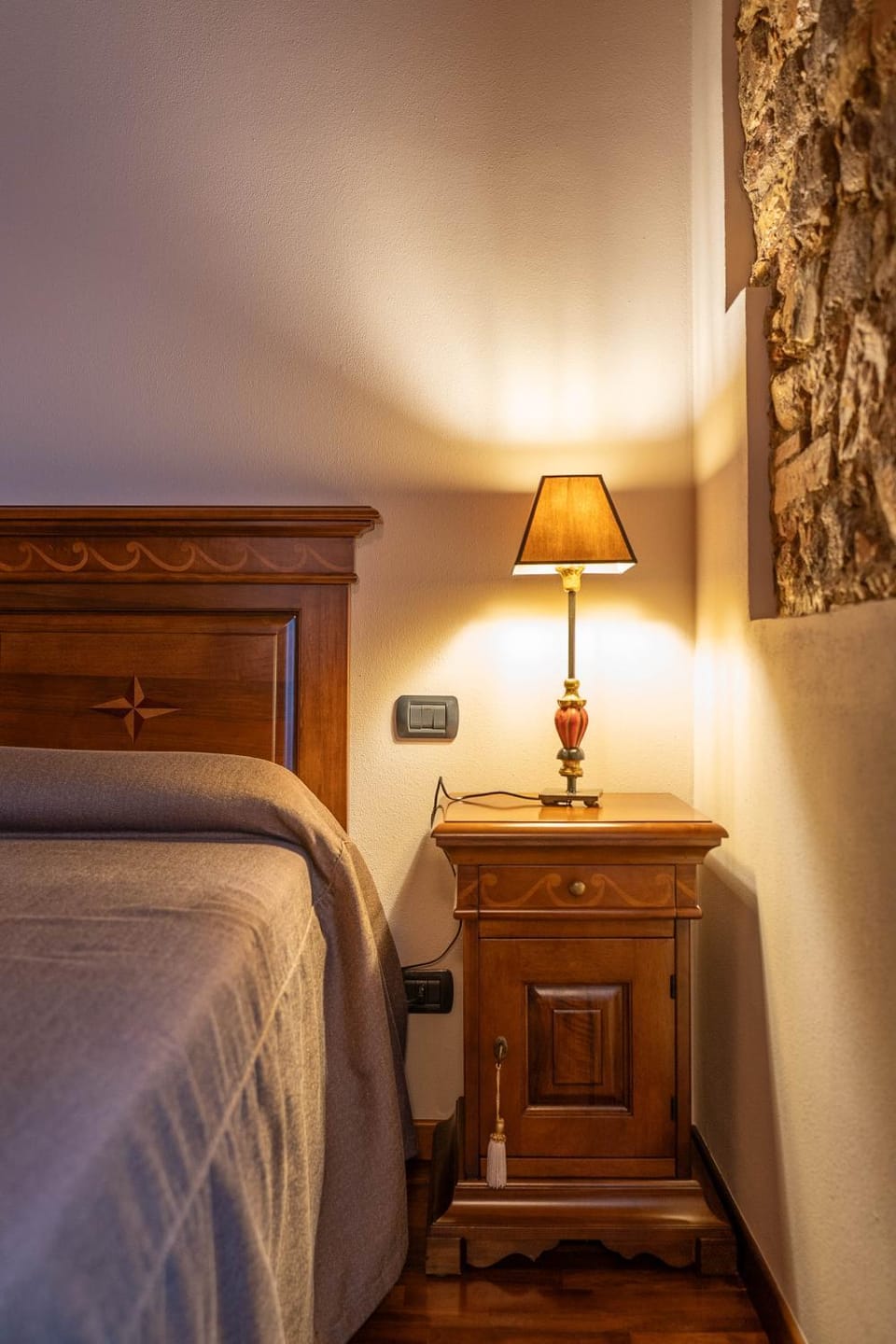 Bed, Photo of the whole room, Bedroom, hair dresser