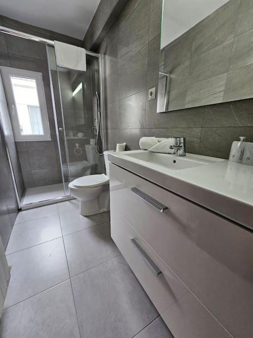 188A Cimadevilla verde y mar by R2R Consulting Apartment in Gijón