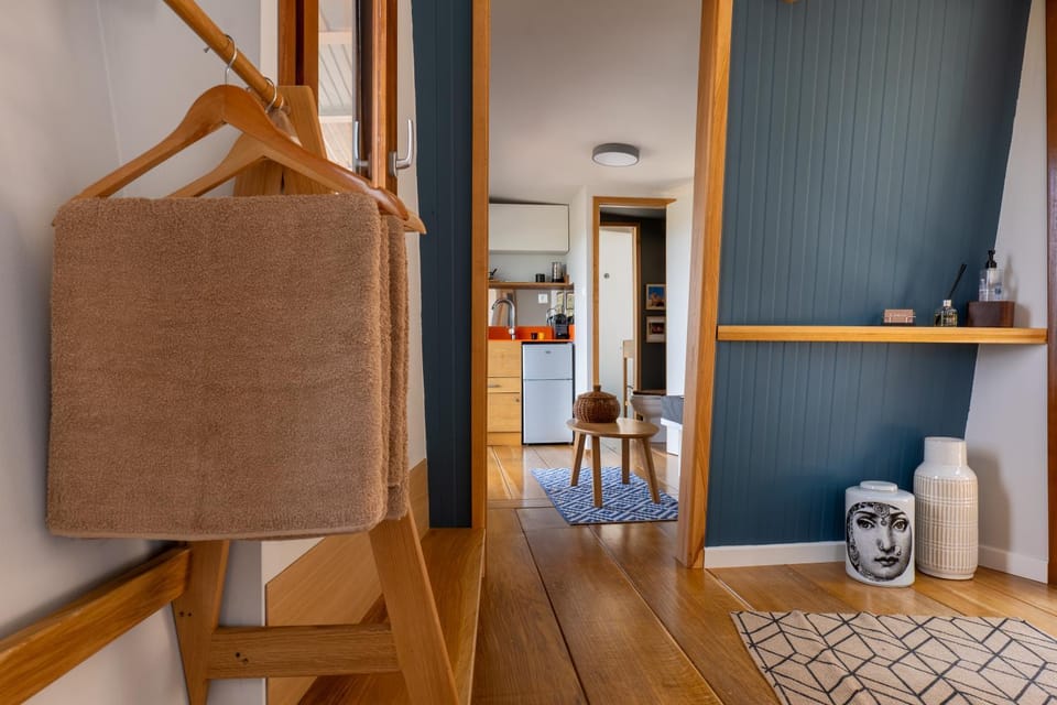 Living room, wardrobe