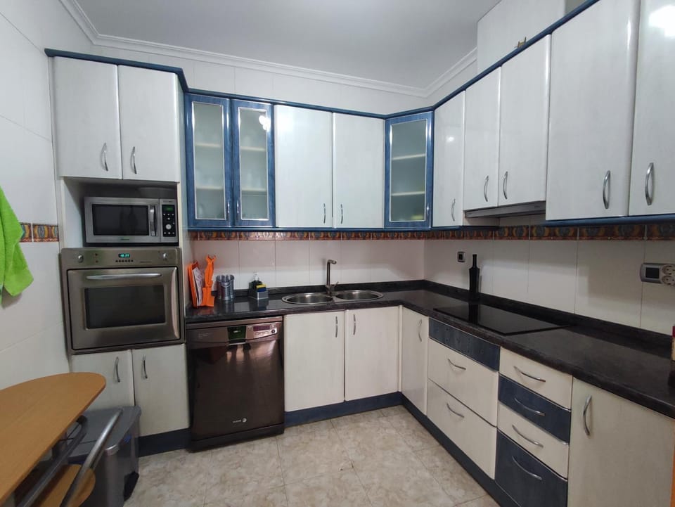 Kitchen or kitchenette, dishwasher, minibar, pet friendly