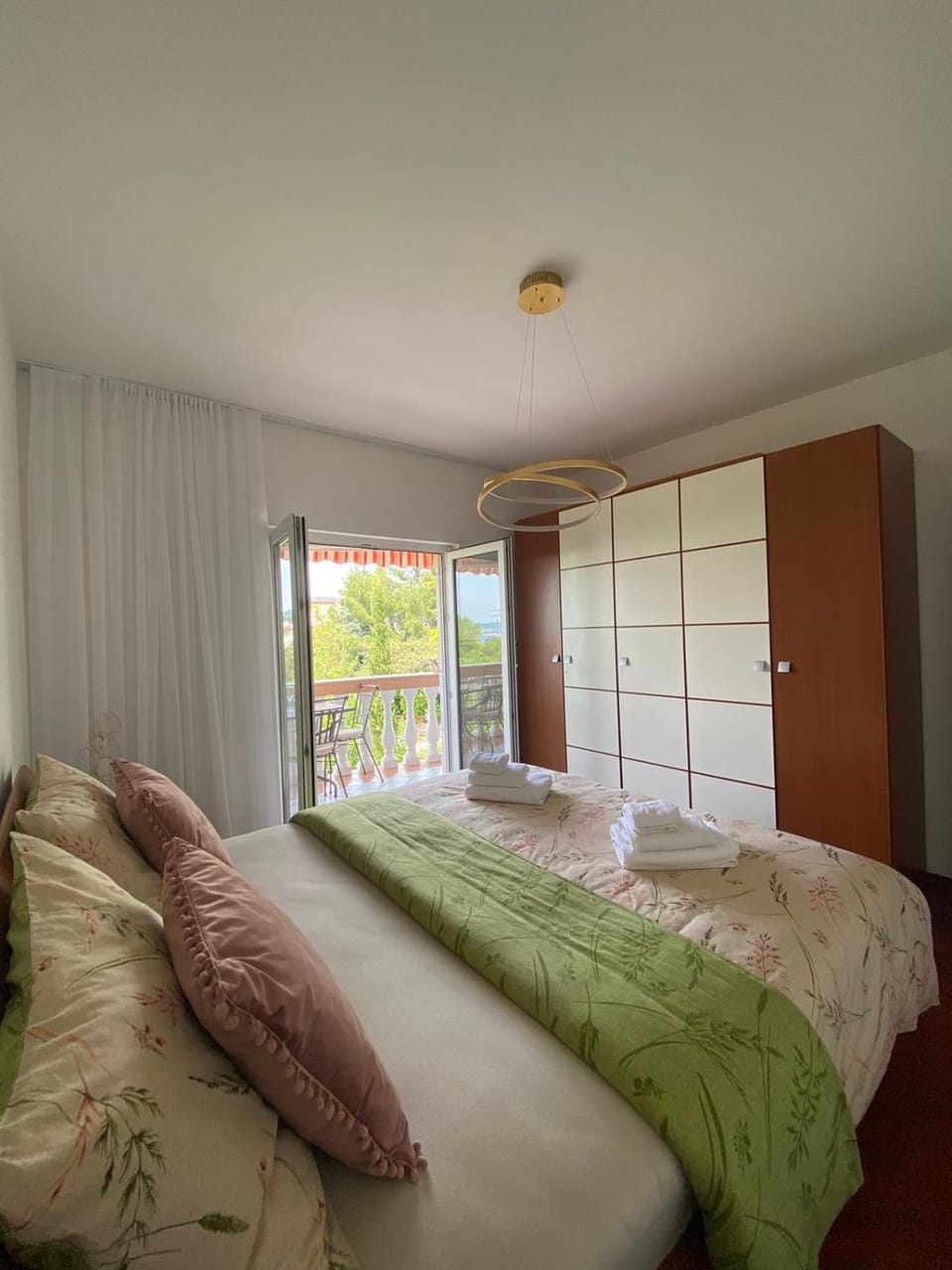 Bed, Bedroom, wardrobe