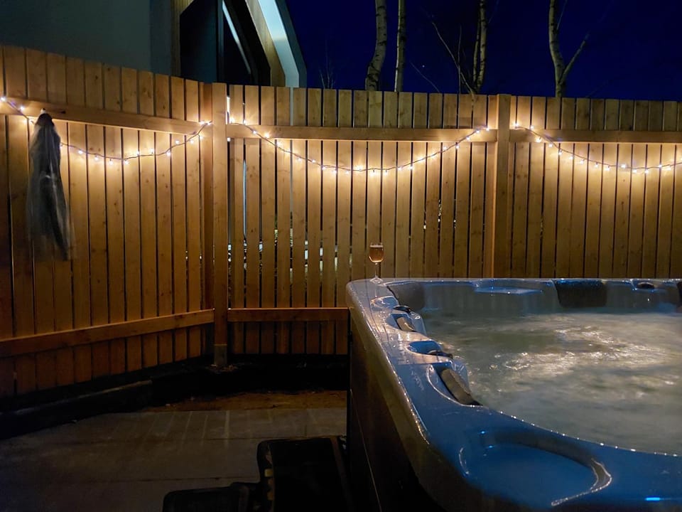 Hot Tub, Spa and wellness centre/facilities