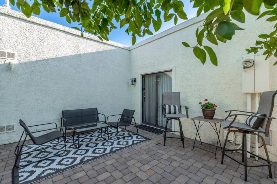 Balcony/Terrace, Seating area