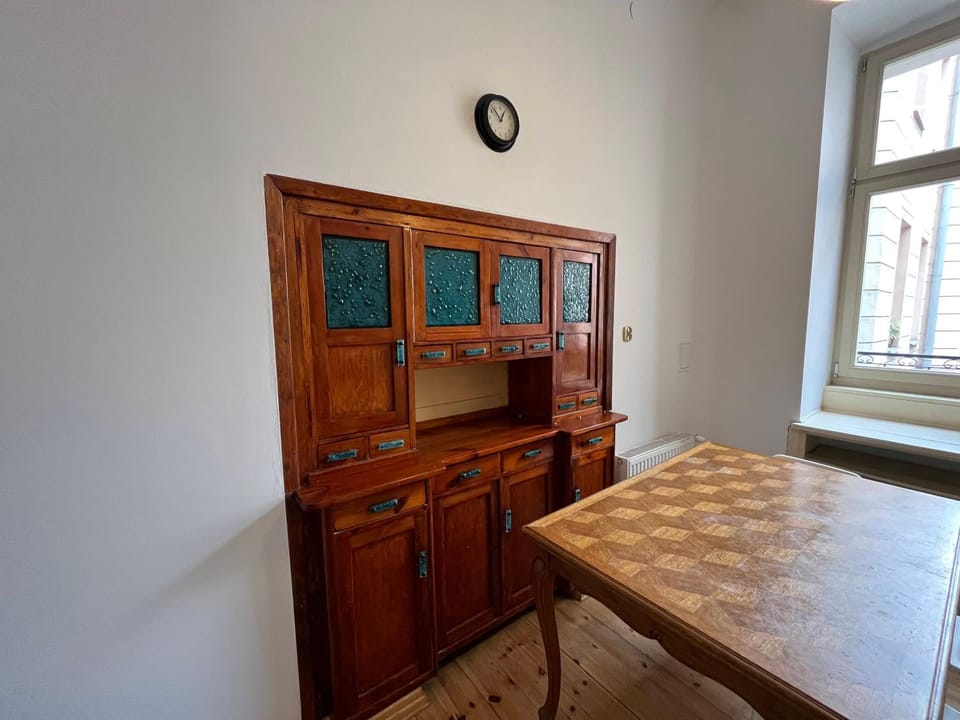 Dining area, hair dresser, wardrobe