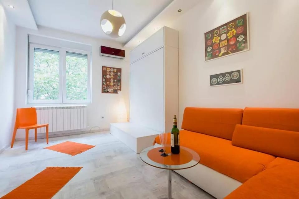 Porto Studio Apartment in Belgrade